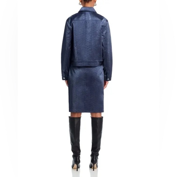 WAYF Camille Glossy Navy Blue Faux Leather Crocodile Alligator Lizard Jacket NWT - Picture 3 of 10